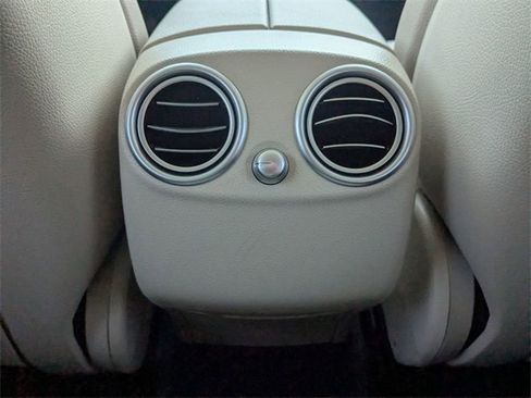 Used 2018 Mercedes-Benz GLC 300 4MATIC Coupe image 34