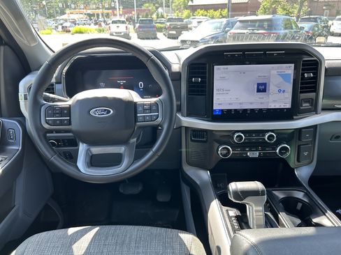 Used 2023 Ford F150 Lightning XLT AWD/4WD image 19