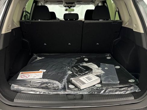 Certified 2023 Nissan Rogue SV AWD/4WD image 13