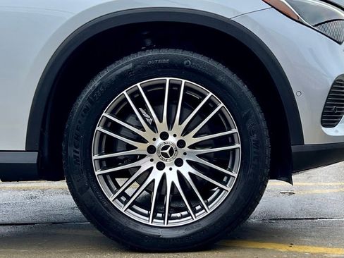 Certified 2026 Mercedes-Benz GLC 300 4MATIC image 12