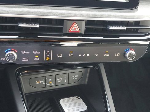 New 2026 Kia K5 EX image 18