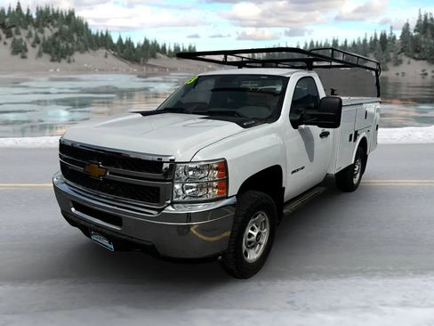 Used 2013 Chevrolet Silverado 2500 W/T w/ Snow Plow Prep Package image 7