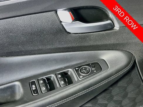 Used 2022 Hyundai Santa Fe SEL w/ Convenience + Premium Package AWD/4WD image 6