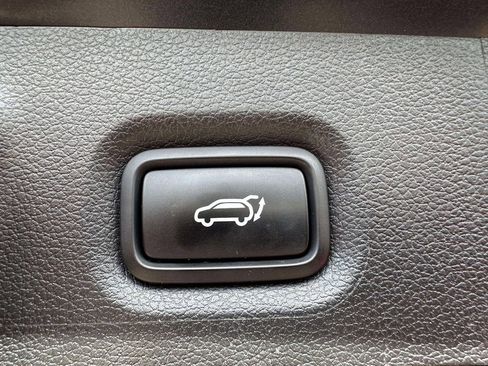 Used 2023 Hyundai Santa Fe Calligraphy AWD/4WD image 11