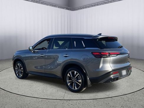 Certified 2025 INFINITI QX60 Luxe image 7