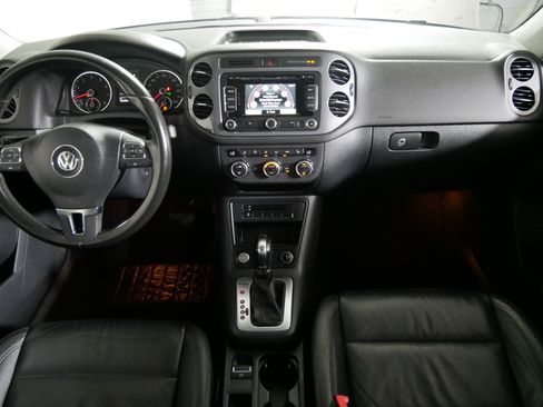 Used 2013 Volkswagen Tiguan SEL AWD/4WD image 10