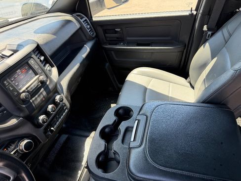 Used 2022 RAM 2500 Tradesman RWD image 22