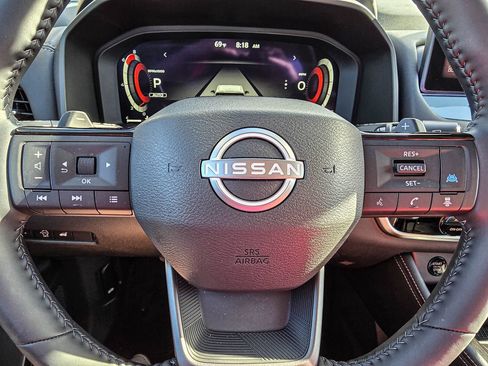Used 2026 Nissan Rogue Platinum w/ Platinum Premium Package AWD/4WD image 23