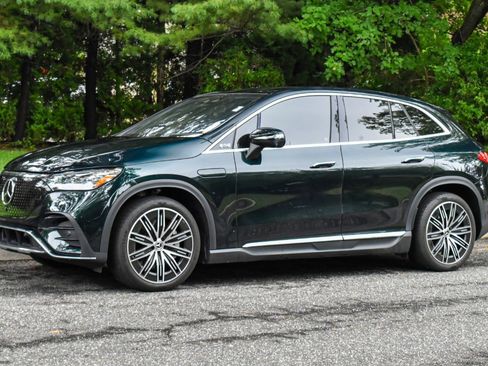 Used 2023 Mercedes-Benz EQE 500 4MATIC SUV image 2