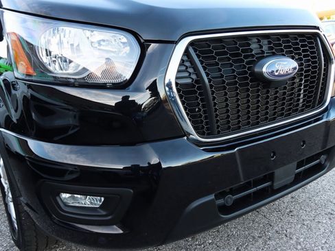 Used 2024 Ford Transit 350 XLT image 17