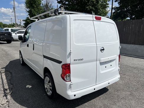 Used 2020 Nissan NV200 SV image 4