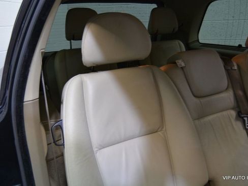Used 2011 Volvo XC90 3.2 image 23