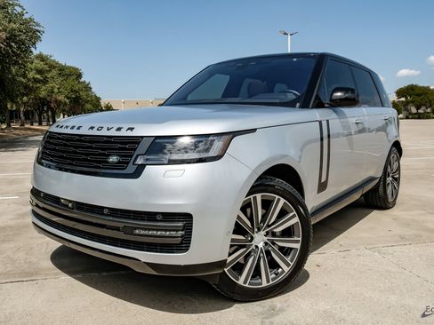 Used 2023 Land Rover Range Rover SE AWD/4WD image 6