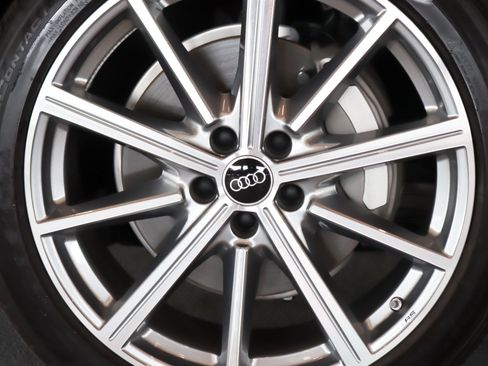 Certified 2025 Audi A6 Premium Plus w/ Premium Plus Package AWD/4WD image 13