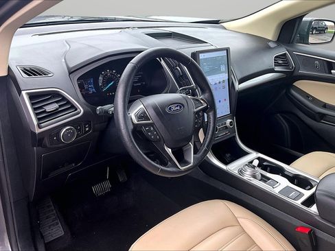 Used 2024 Ford Edge SEL w/ Convenience Package image 19