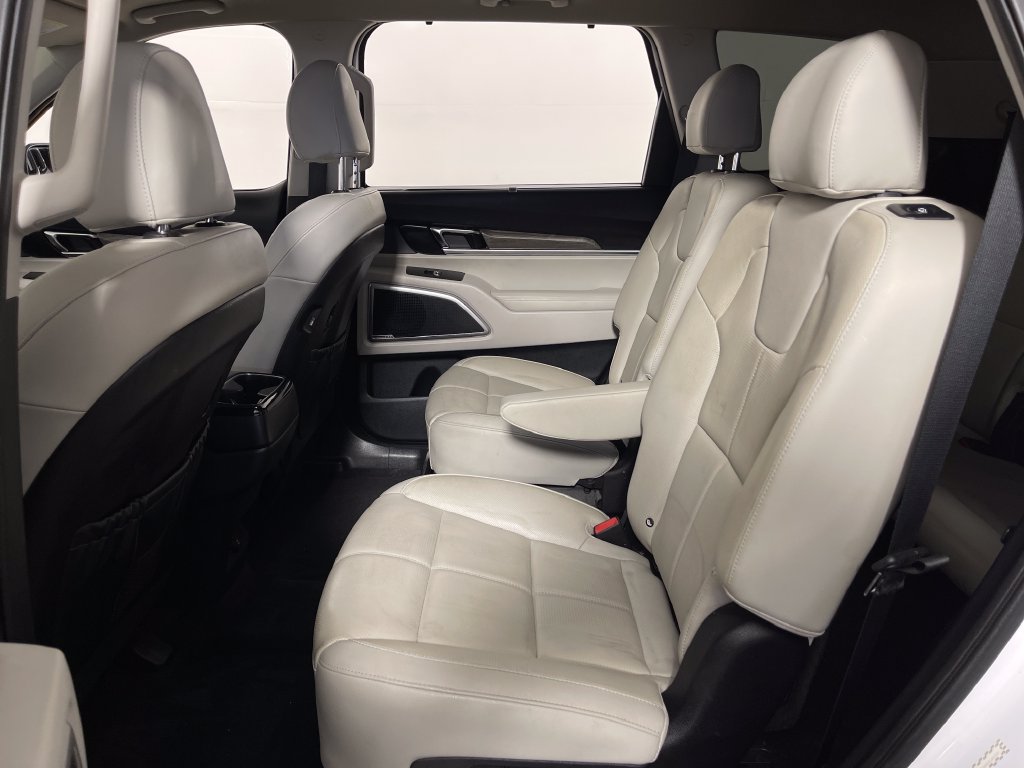 Used 2021 Kia Telluride EX w/ EX Premium Package FWD image 13