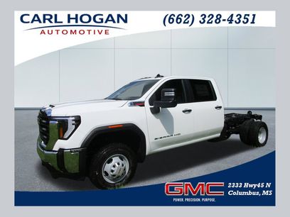 New 2026 GMC Sierra 3500 Pro w/ Convenience Package