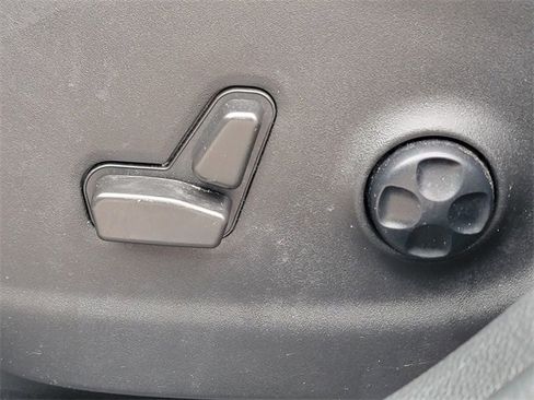 Certified 2021 Jeep Cherokee Limited image 5