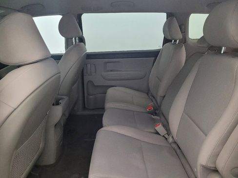 Used 2019 Kia Sedona LX FWD image 18