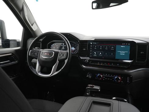 Used 2022 GMC Sierra 1500 Elevation w/ X31 Off-Road Package AWD/4WD image 14