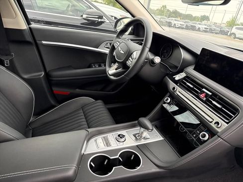Used 2026 Genesis G70 2.5T Prestige RWD image 4