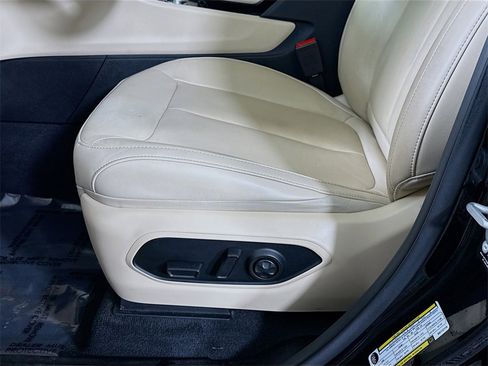 Used 2021 Jeep Grand Cherokee L Limited image 24