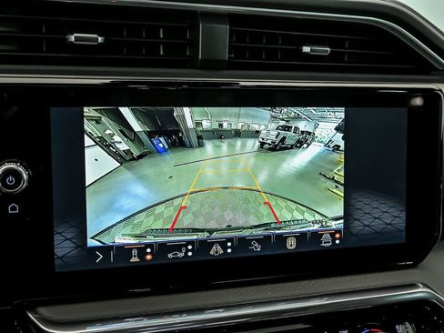 New 2026 GMC Sierra 2500 Denali Ultimate w/ Max Trailering Package AWD/4WD image 16