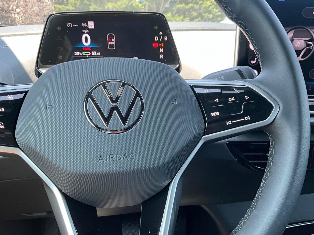 New 2026 Volkswagen ID.4 Pro AWD/4WD image 20
