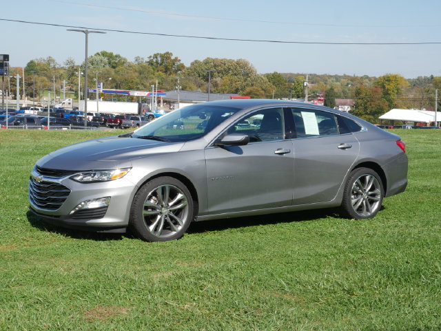 Used 2023 Chevrolet Malibu LT FWD image 9