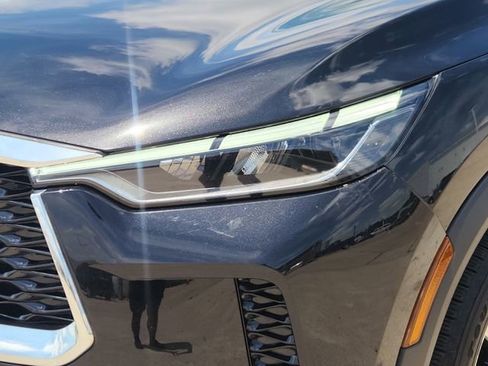 Used 2023 INFINITI QX60 Pure AWD/4WD image 9