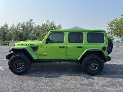 Used 2025 Jeep Wrangler Unlimited Rubicon 392 image 2