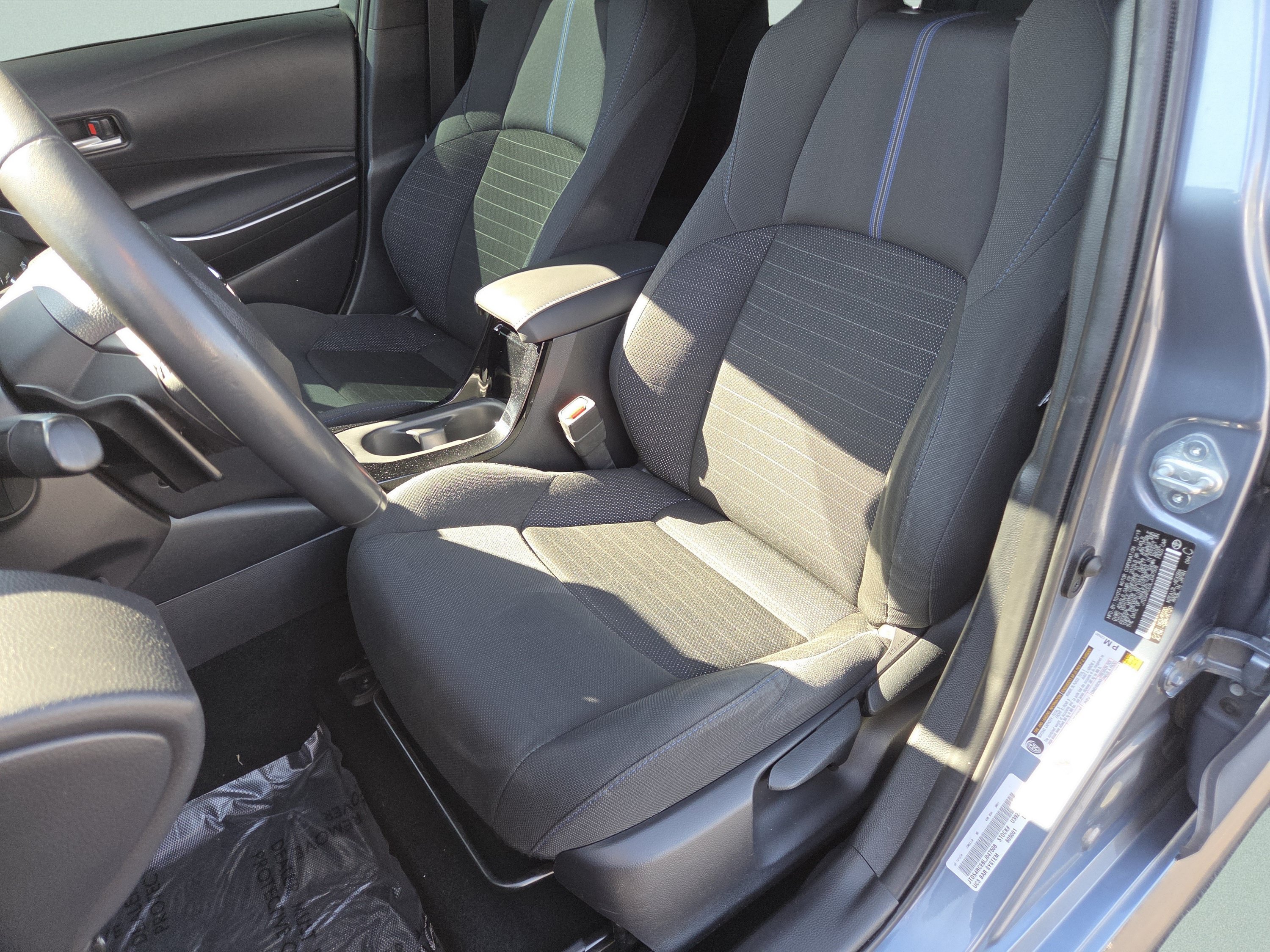 Used 2020 Toyota Corolla SE FWD image 6