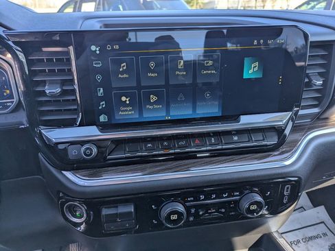 Used 2022 Chevrolet Silverado 1500 LT image 22