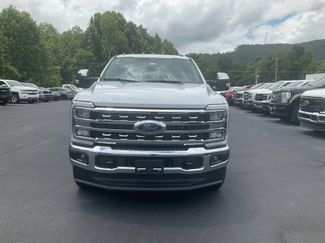New 2026 Ford F250 Lariat w/ Chrome Package AWD/4WD video 2