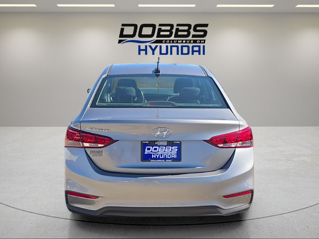 Used 2021 Hyundai Accent Limited FWD image 4