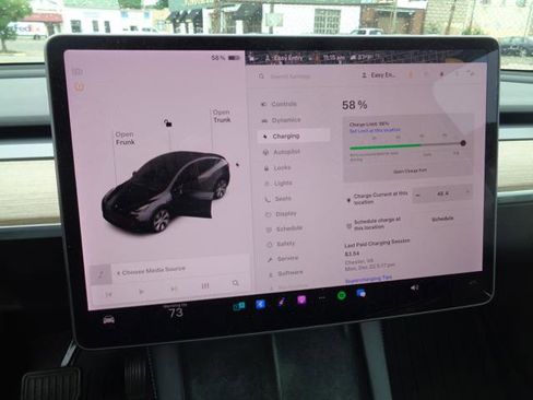 Used 2021 Tesla Model Y Long Range AWD/4WD image 24