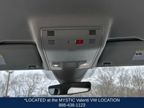 Used 2024 Volkswagen Tiguan S image 18