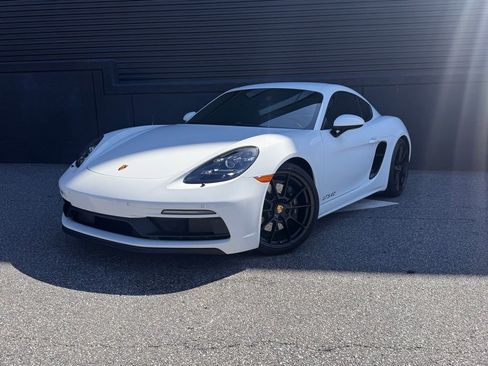 Certified 2024 Porsche 718 Cayman GTS image 1