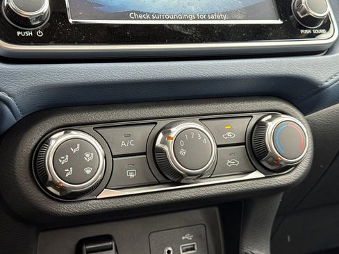 New 2025 Nissan Versa SV w/ Trunk Package image 18