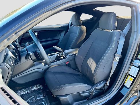 Used 2020 Ford Mustang Coupe image 19