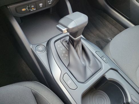 New 2026 Kia K4 FWD image 33