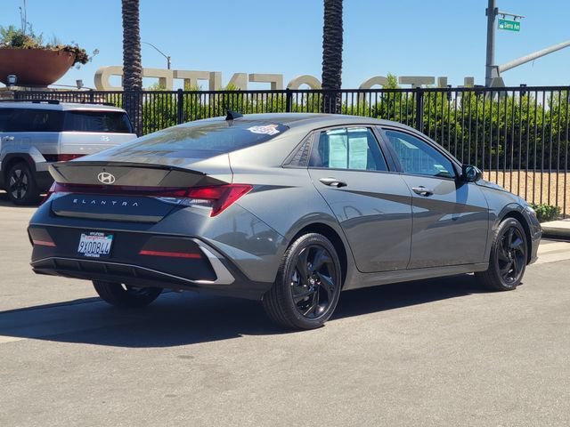 Certified 2026 Hyundai Elantra Sport w/ Cargo Package FWD image 4