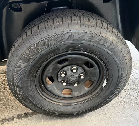 Used 2015 RAM 1500 Tradesman w/ Power & Remote Entry Group RWD image 24