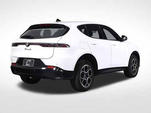 Used 2025 Alfa Romeo Tonale AWD/4WD image 5