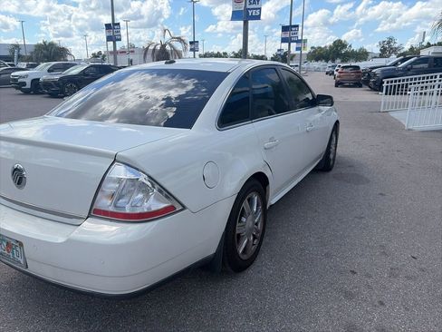 Used 2009 Mercury Sable Premier image 5