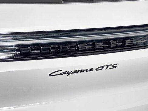 New 2026 Porsche Cayenne GTS AWD/4WD image 13