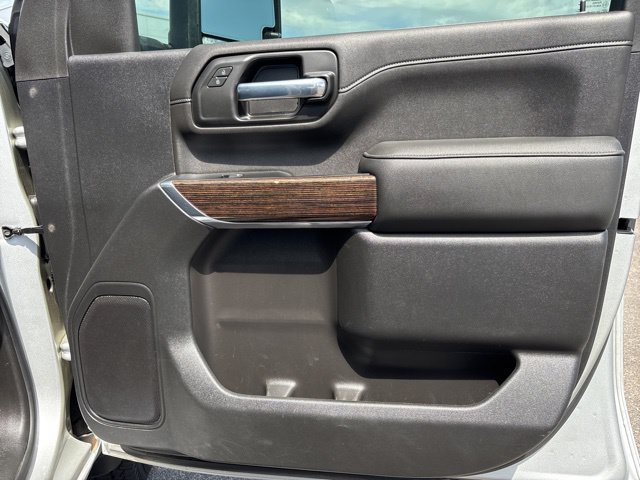 Used 2022 GMC Sierra 3500 SLE w/ SLE Value Package AWD/4WD image 12