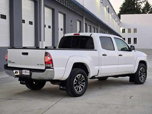 Used 2015 Toyota Tacoma 4x4 Double Cab image 8