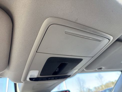 Used 2024 Honda CR-V EX-L image 27