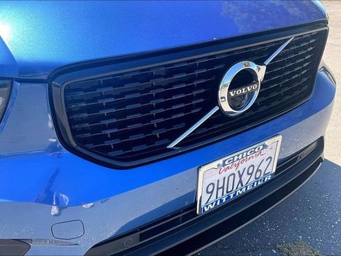 Used 2020 Volvo XC40 T4 R-Design w/ Protection Package Premier FWD image 30